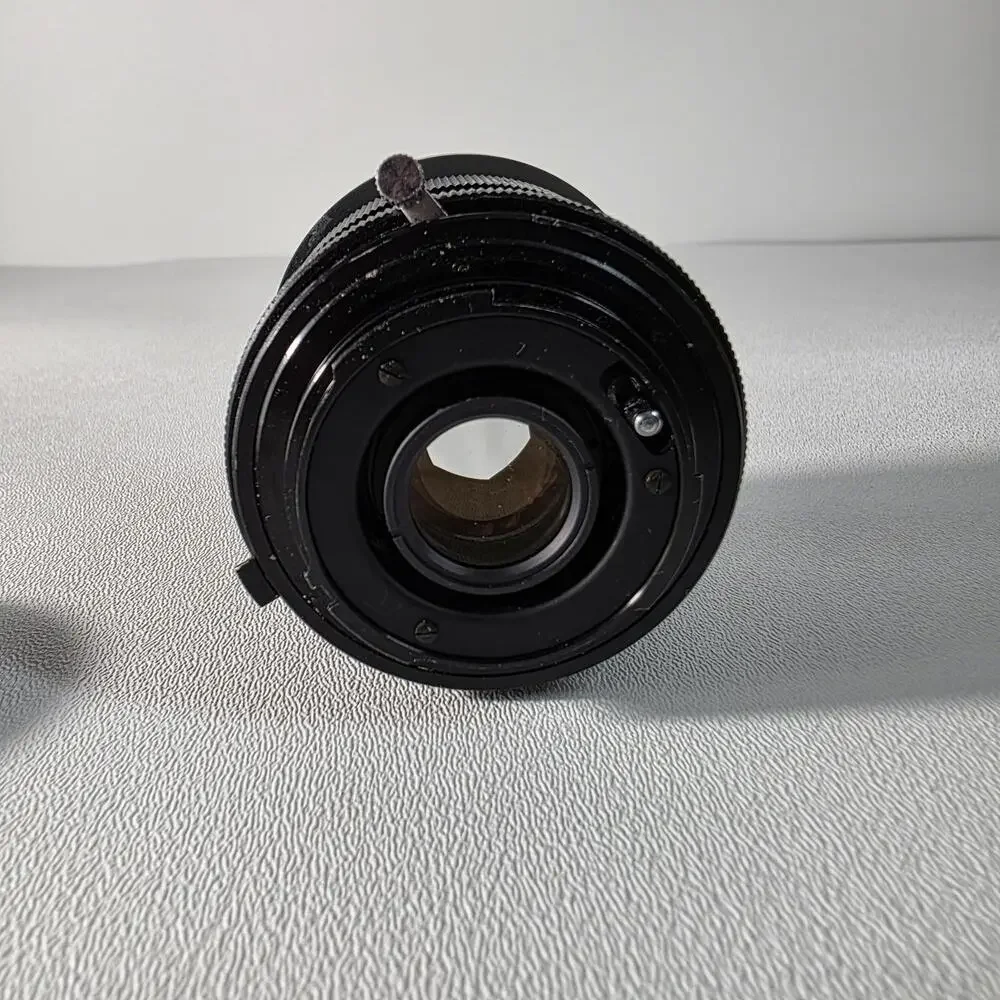 Vivitar 28mm f2